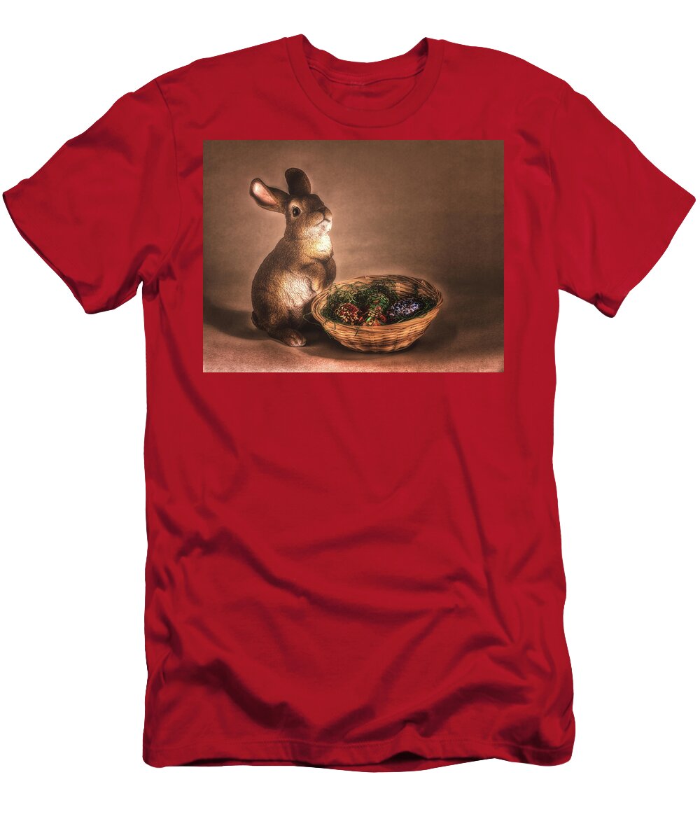 Hase T-Shirt featuring the photograph CUTE_and_CUDDLY by Hans Zimmer