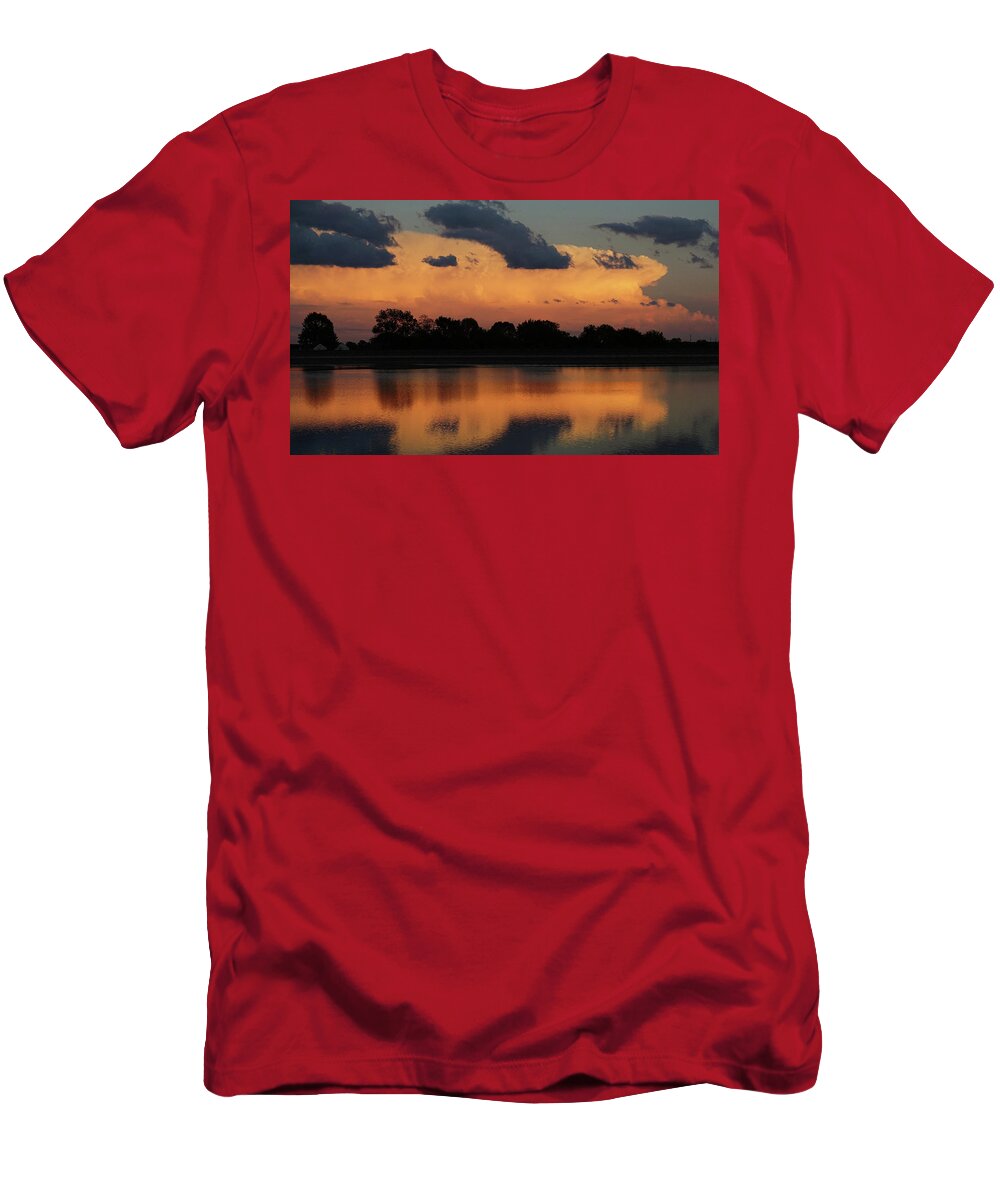 De T-Shirt featuring the photograph Newark Reservoir Sunset #05813 by Raymond Magnani