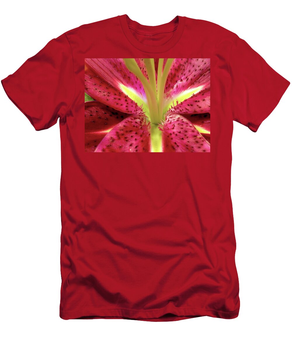 Nature T-Shirt featuring the photograph Red Lily Closeup by Linda Carruth