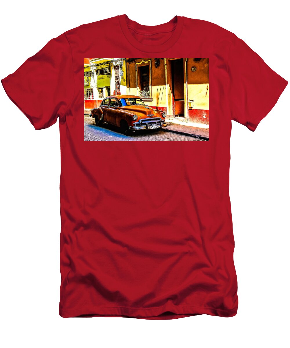  T-Shirt featuring the photograph Streets of Havana by Michael Nowotny