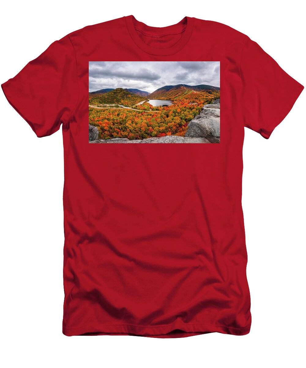 Franconia Notch T-Shirt featuring the photograph Fall in Franconia Notch #2 by Robert Clifford