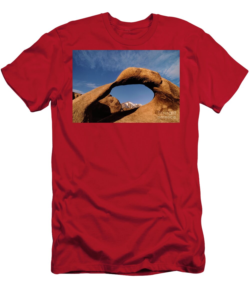 Dave Welling T-Shirt featuring the photograph Mobius Arch Alabama Hills California by Dave Welling