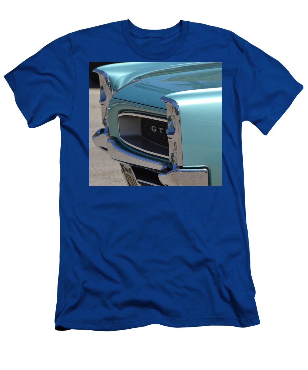 Pontiac T-Shirt featuring the photograph Blue GTO #1 by Dean Ferreira
