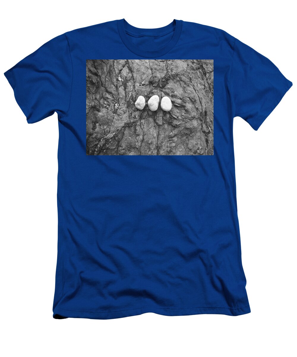 Australia T-Shirt featuring the photograph 3 rocks - Australia by Steven Ralser