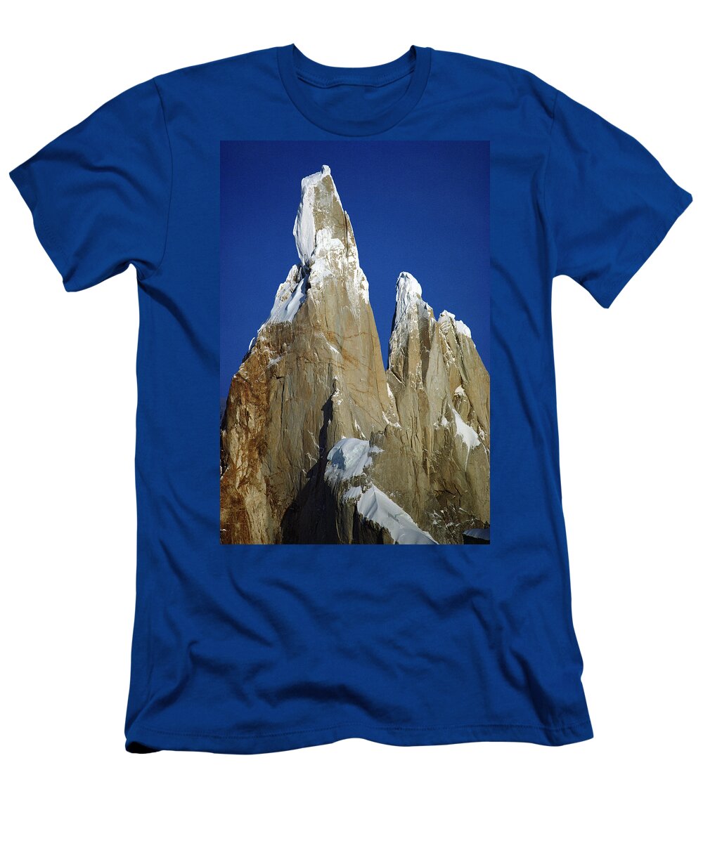Feb0514 T-Shirt featuring the photograph Morning Sun On Cerro Torre Los by Tui De Roy