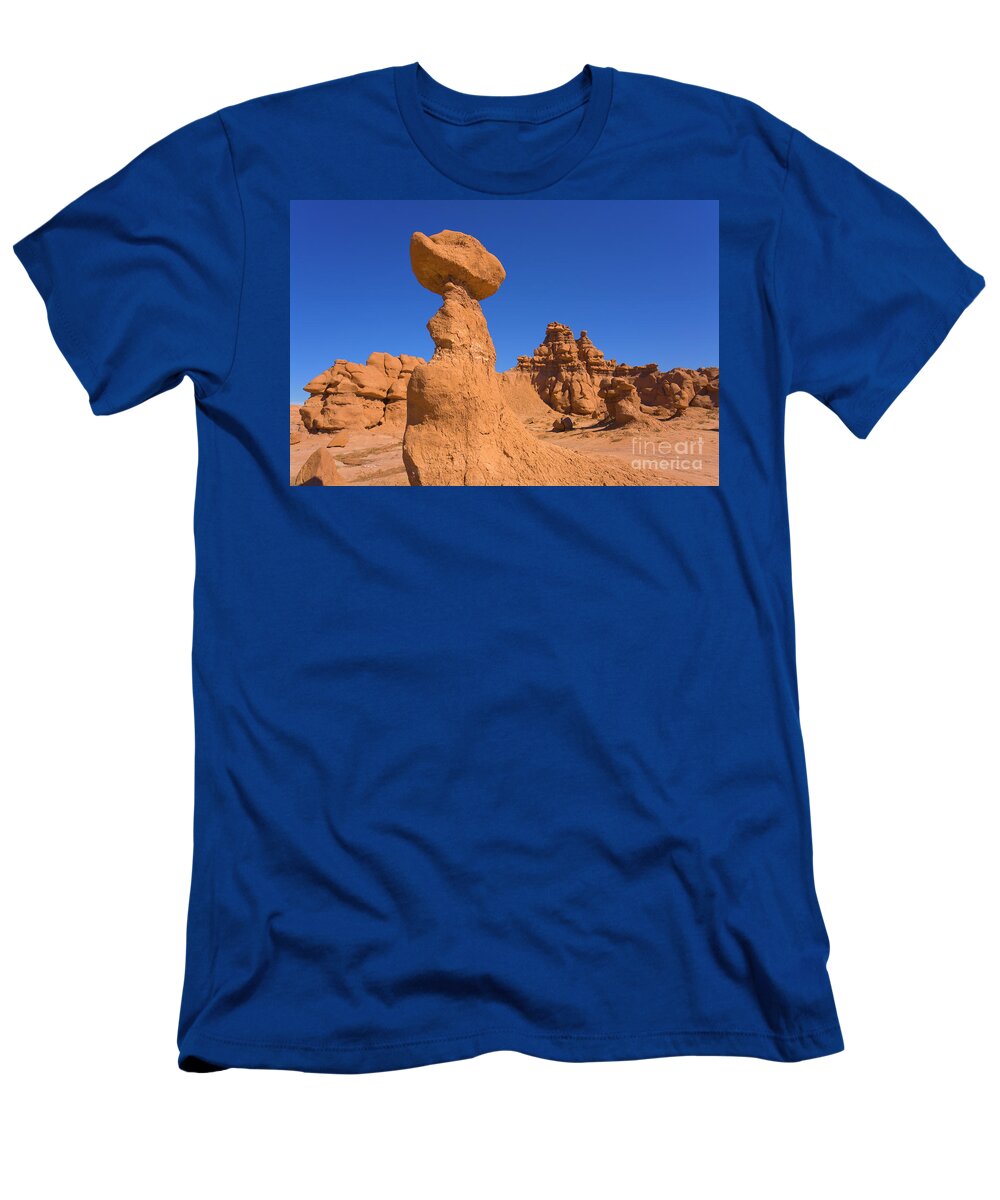 00345457 T-Shirt featuring the photograph Sandstone Hoodoos in Goblin Valley by Yva Momatiuk John Eastcott