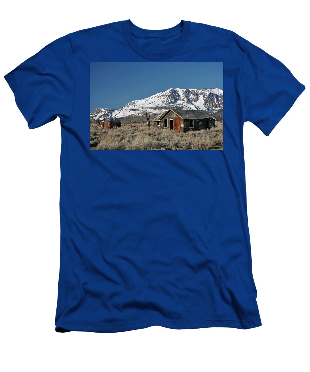 Sierra Nevada Mountains T-Shirt featuring the photograph Sierra Nevadas 19 by JustJeffAz Photography