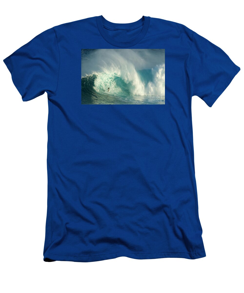 Surf T-Shirt featuring the photograph Surfing Jaws 3 Display Of Courage by Bob Christopher