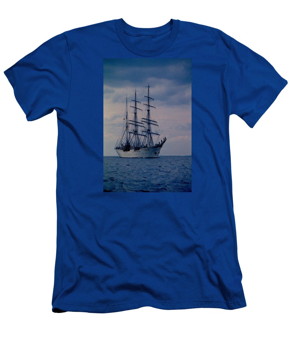 Tovarich T-Shirt featuring the photograph Tall Ship Tovarich by Lin Grosvenor