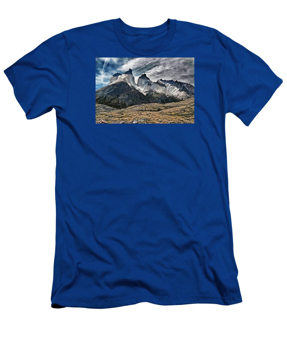 South America T-Shirt featuring the photograph Cuernos del Paine #1 by Alan Toepfer