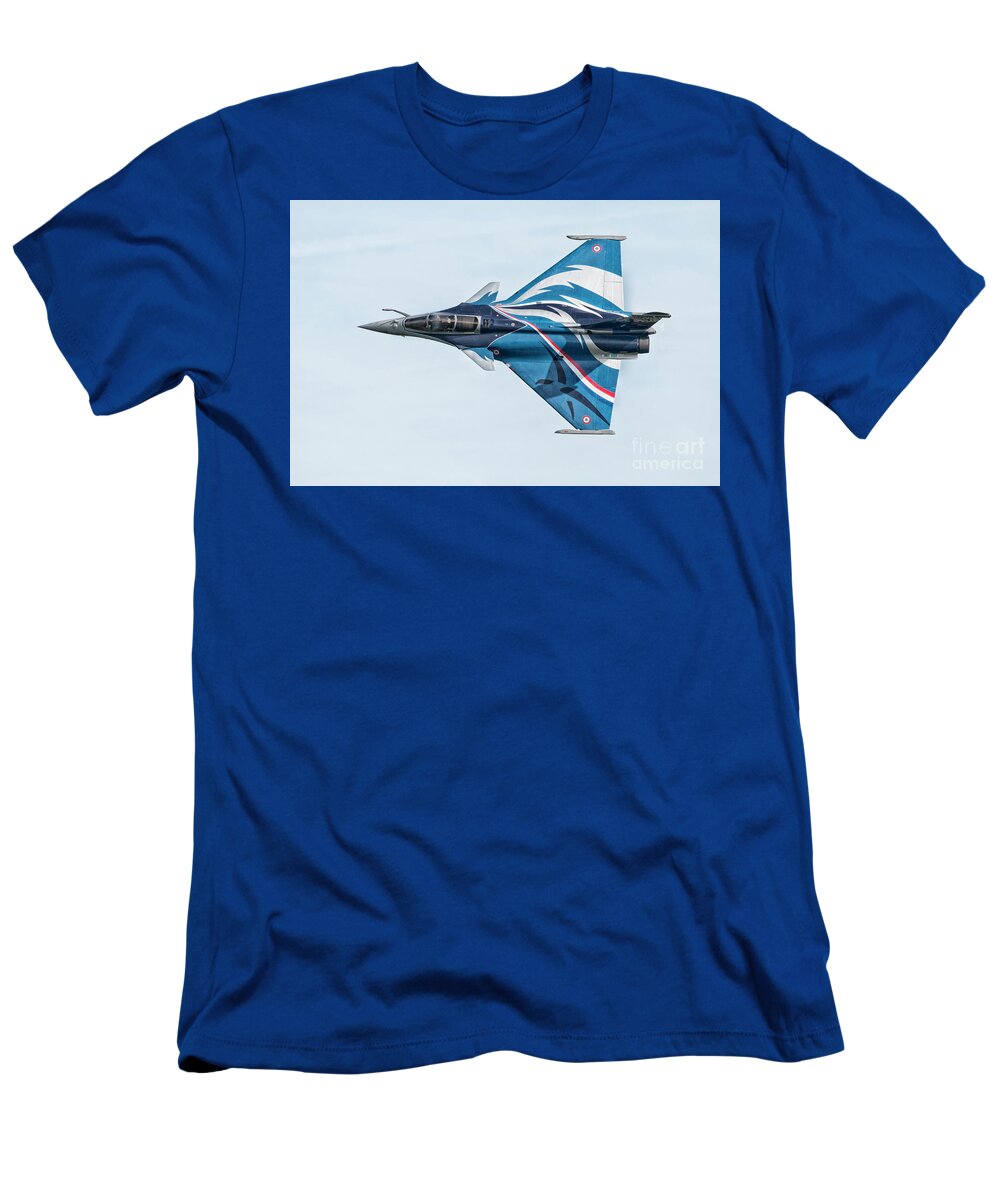 Rafale T-Shirt featuring the photograph Dassault Rafale #4 by Airpower Art