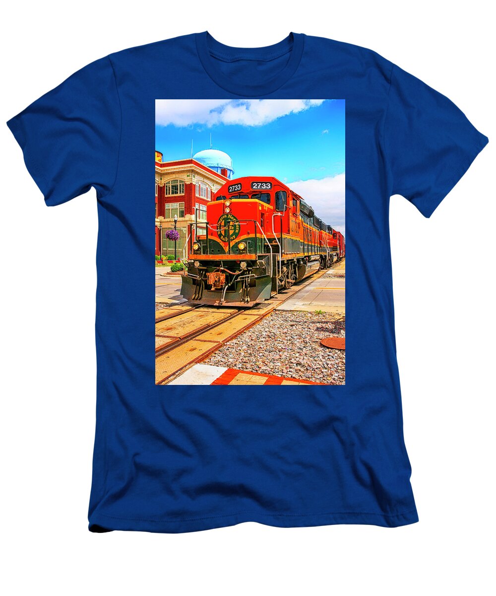 Orange T-Shirt featuring the photograph BNSF Orange Loco by Chris Smith