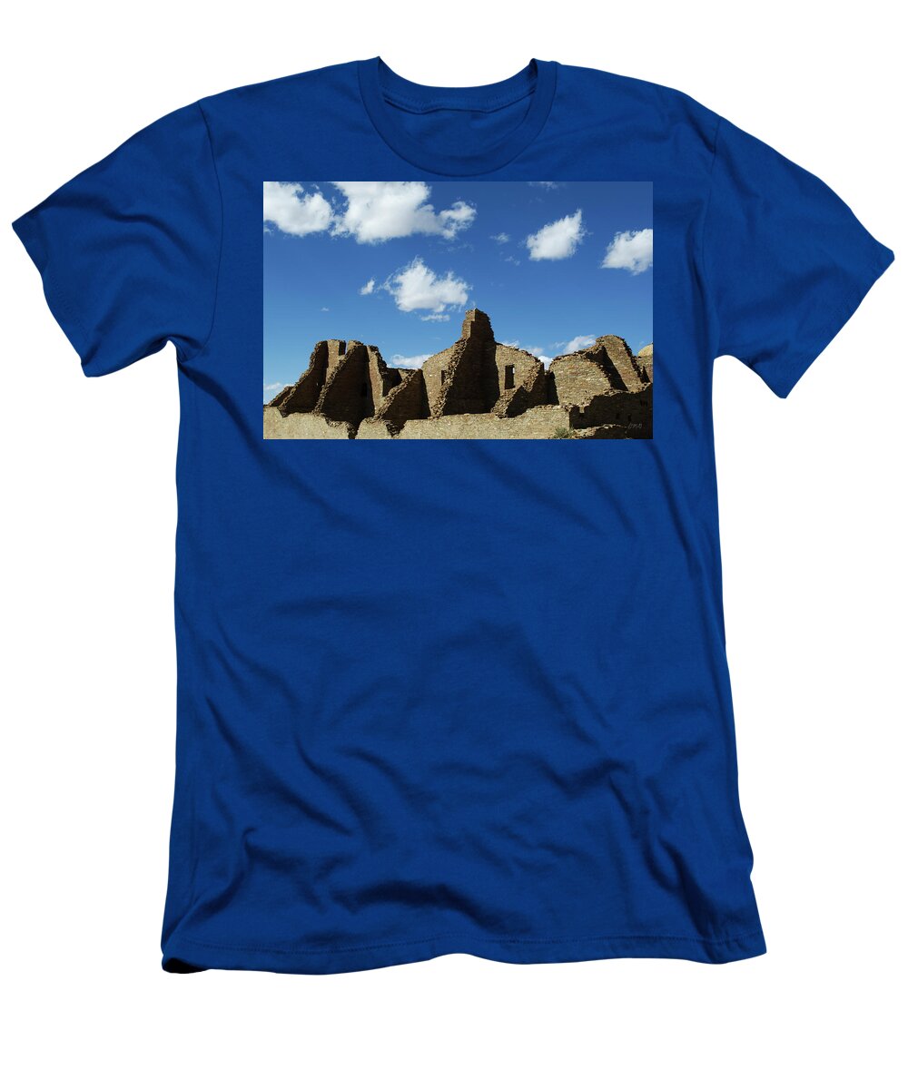 Chaco T-Shirt featuring the photograph Chaco Ruins I by David Gordon