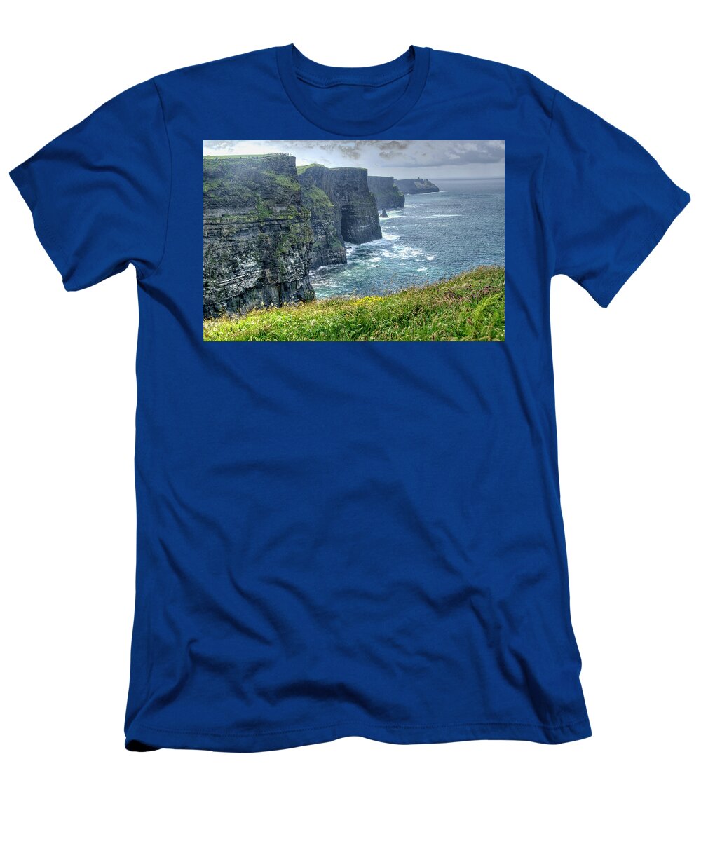 Ireland T-Shirt featuring the photograph Cliffs of Moher by Alan Toepfer