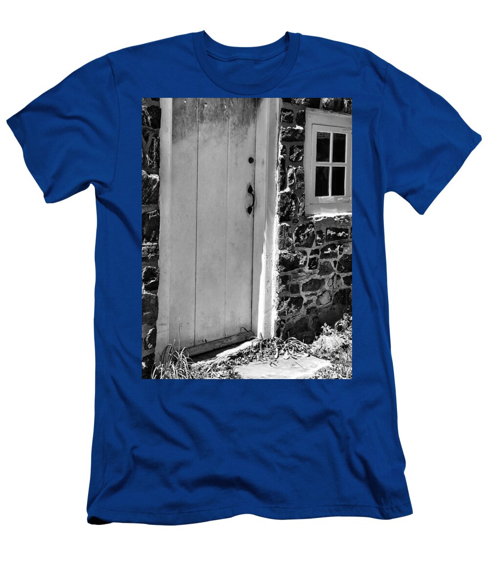 Architecture T-Shirt featuring the photograph Colonial Entry by Kathi Isserman