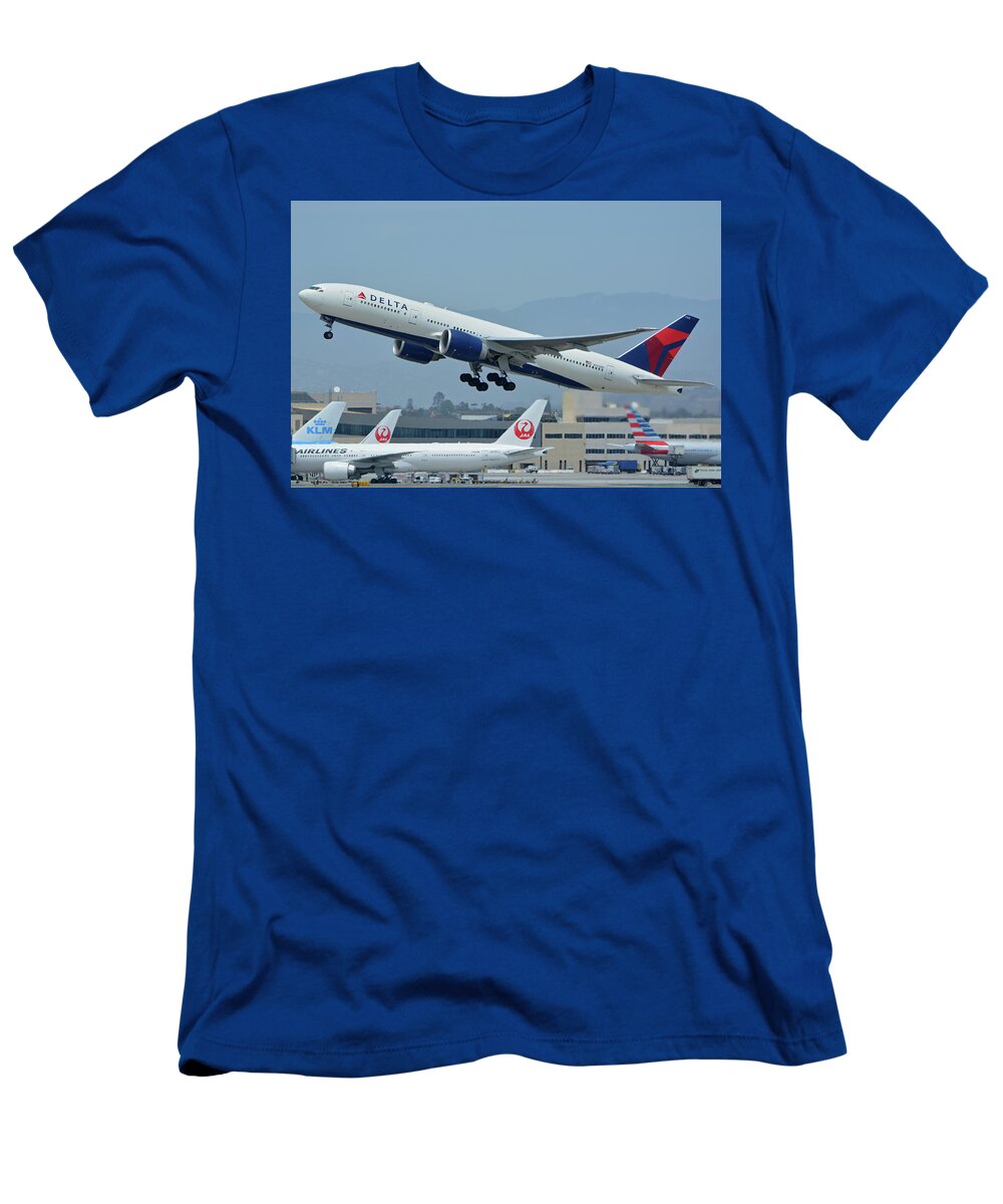 Airplane T-Shirt featuring the photograph Delta Boeing 777-232LR N703DN Los Angeles International Airport May 3 2016 by Brian Lockett