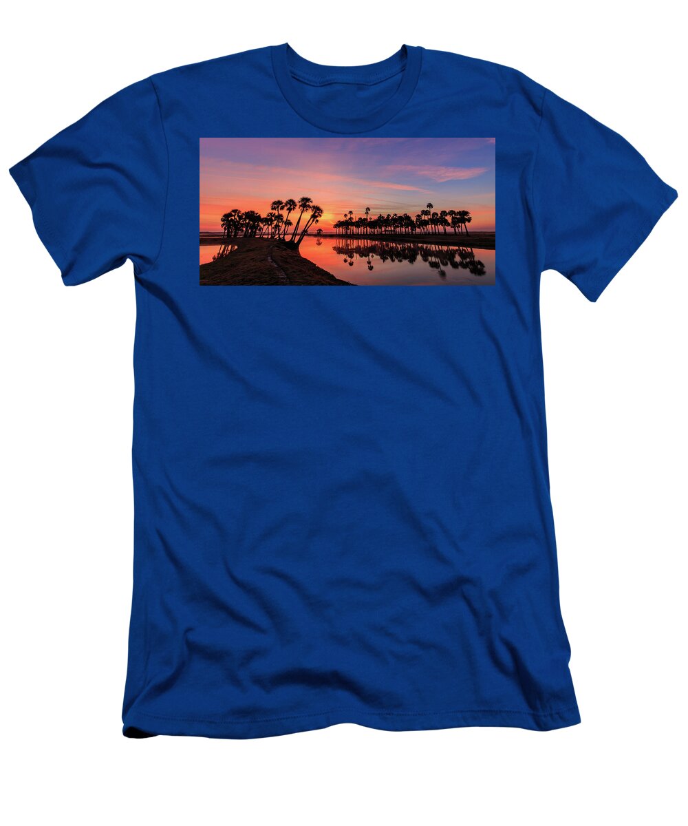 Florida T-Shirt featuring the photograph Econlockhatchee Daybreak by Stefan Mazzola