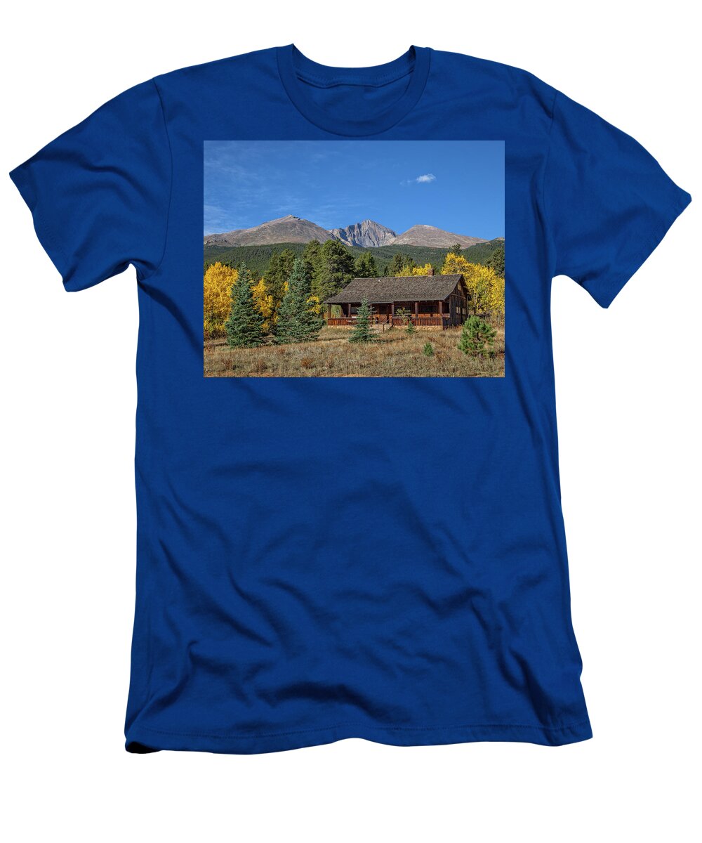 Log Cabin T-Shirt featuring the photograph Long's Peak by Ronald Lutz