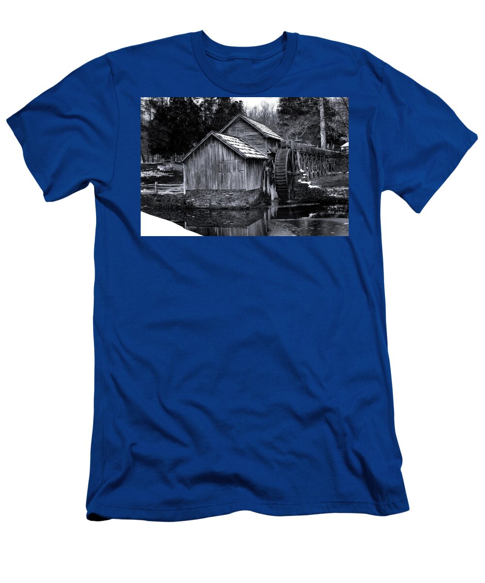 Mill T-Shirt featuring the photograph Mabry Mill BW light snow by Steve Hurt