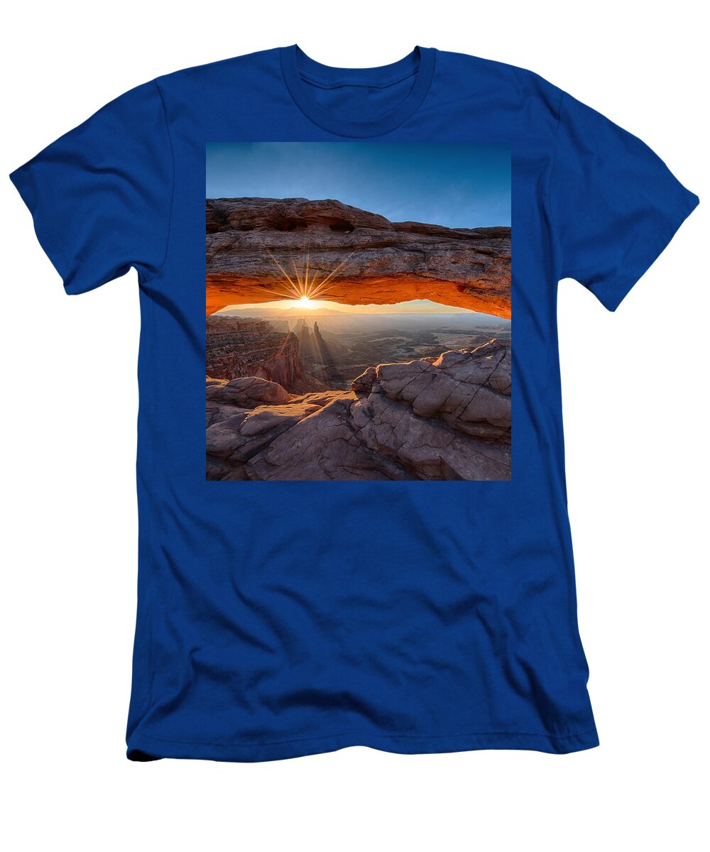 Canyonlands T-Shirt featuring the photograph The Sunrise View Through the Mesa Arch by O Lena