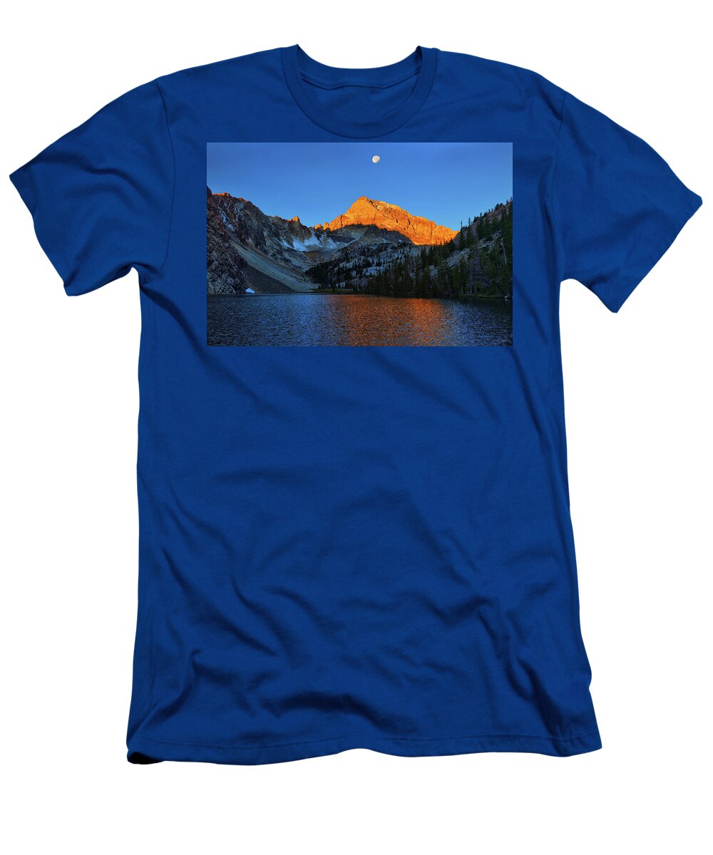 Mt Idaho T-Shirt featuring the photograph Mount Idaho Alpenglow by Greg Norrell