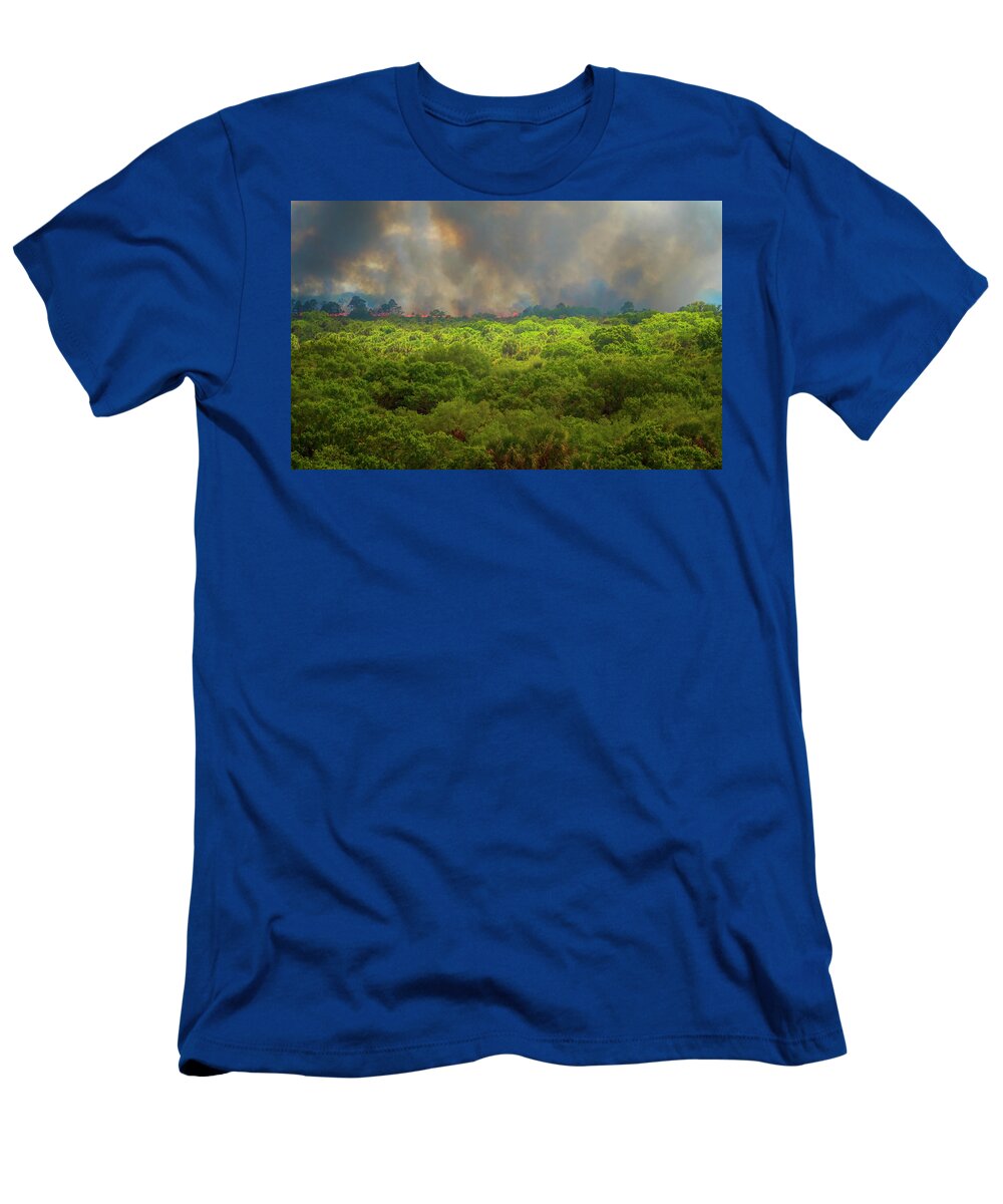 North Port Florida T-Shirt featuring the photograph Myakka River Burn by Tom Singleton