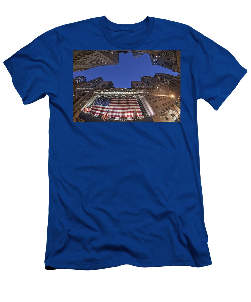 Big Apple T-Shirt featuring the photograph New York by Juergen Held