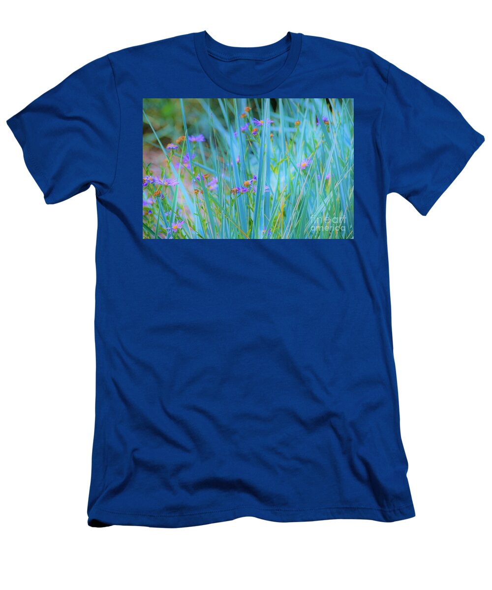 Grass T-Shirt featuring the photograph Oh Yes by Merle Grenz
