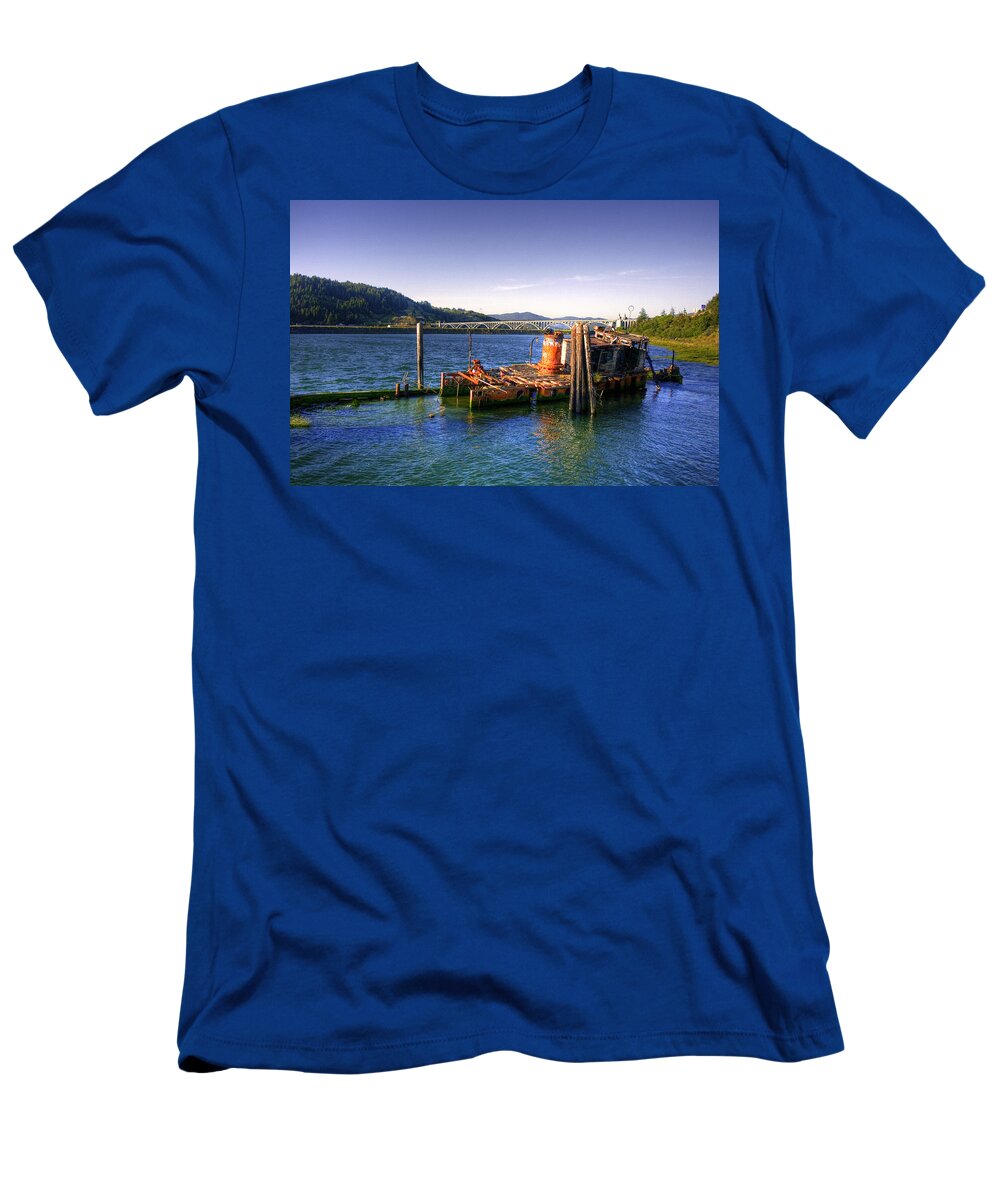 Oregon Coast T-Shirt featuring the photograph Patterson Bridge Oregon by Lee Santa