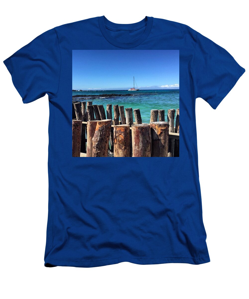 Big Island T-Shirt featuring the photograph Makaha Fishpond Gate by Eugene Evon