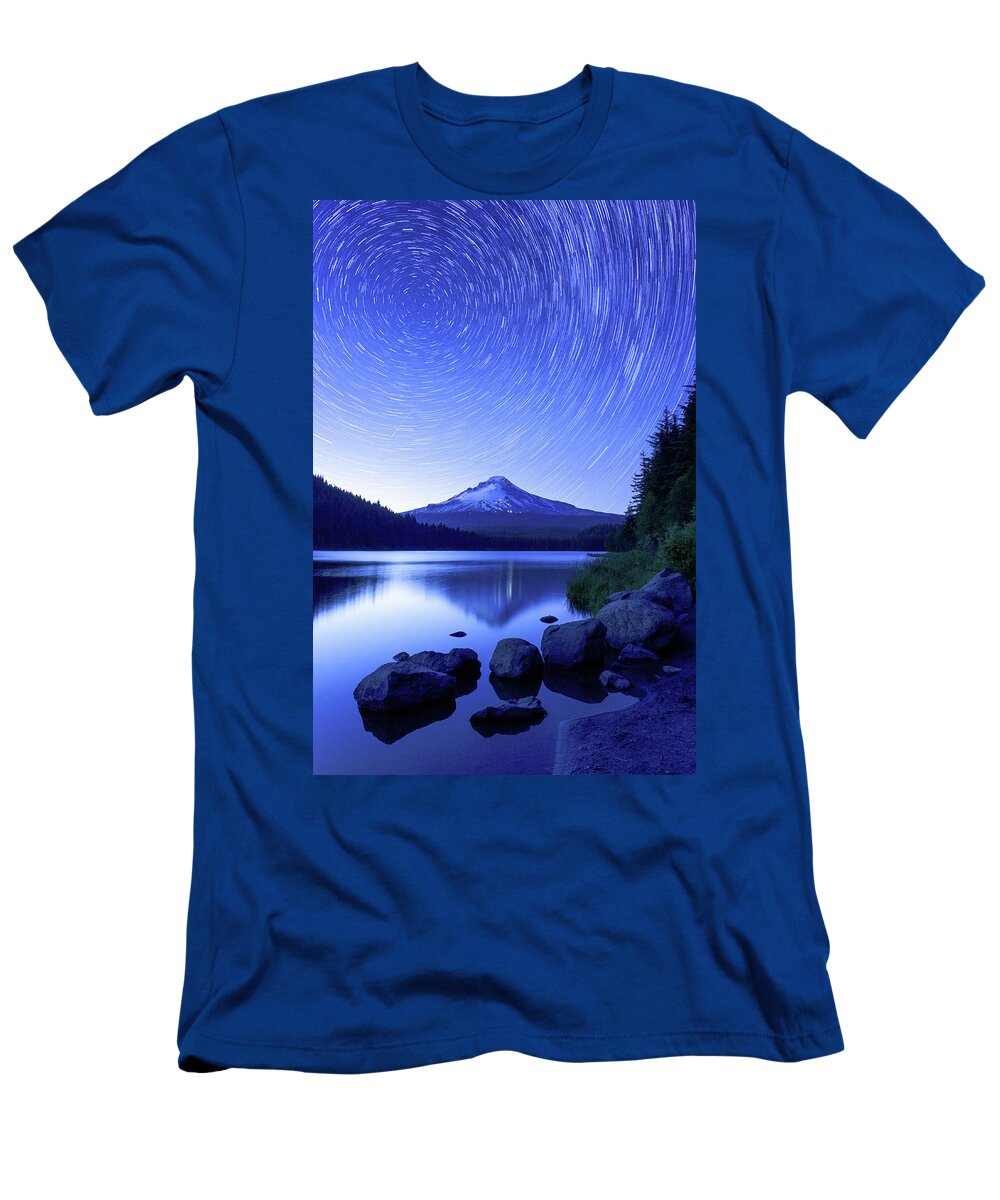 Trillium T-Shirt featuring the photograph Trillium Dreamscape by Patrick Campbell