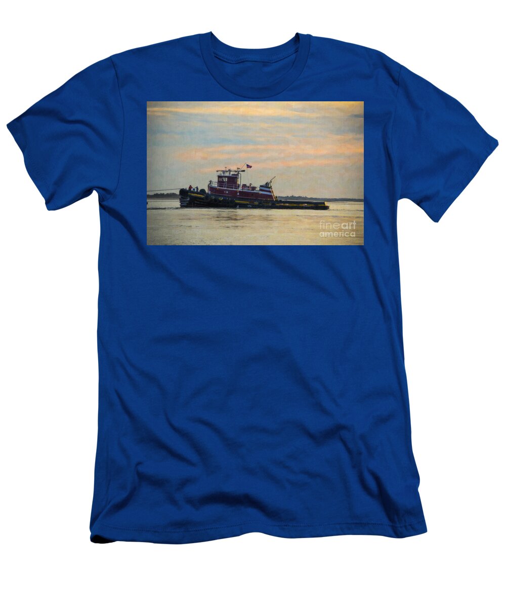 Tug Boat T-Shirt featuring the photograph Southern Tug by Dale Powell