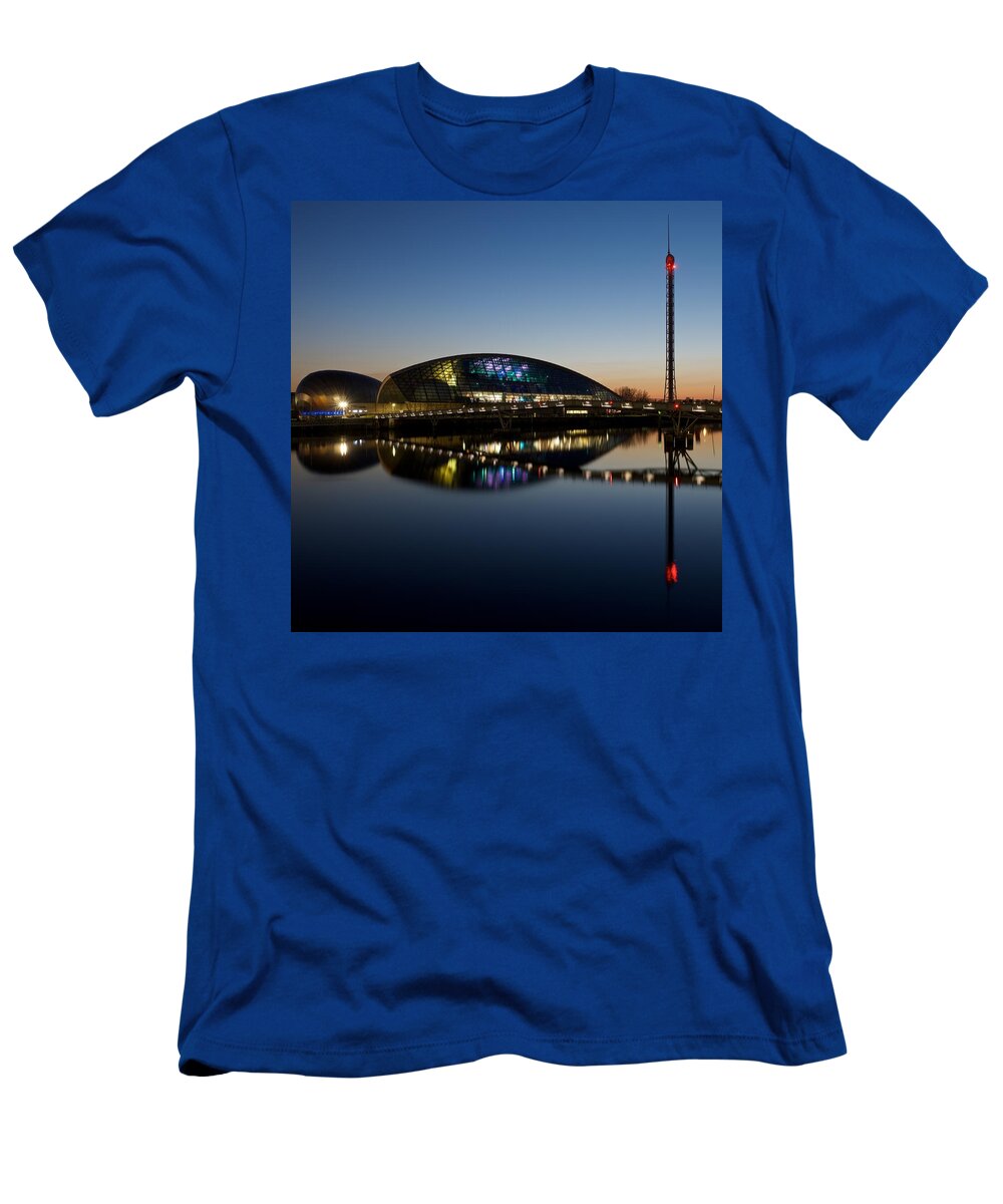 Dusk T-Shirt featuring the photograph Glasgow Science Center by Stephen Taylor