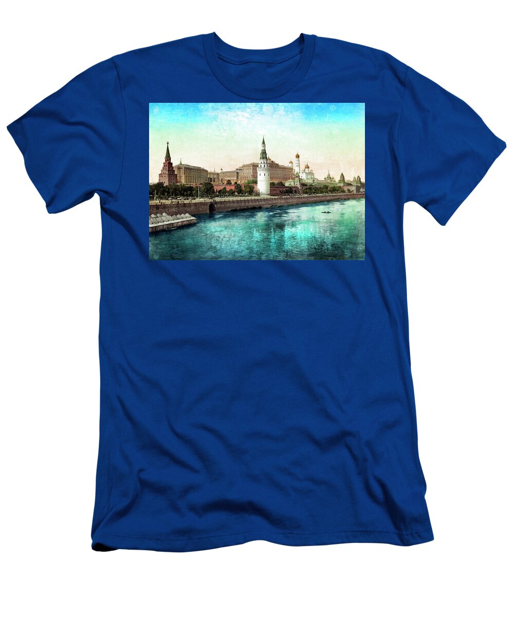 Russia T-Shirt featuring the photograph Moscow 1895 by Carlos Diaz