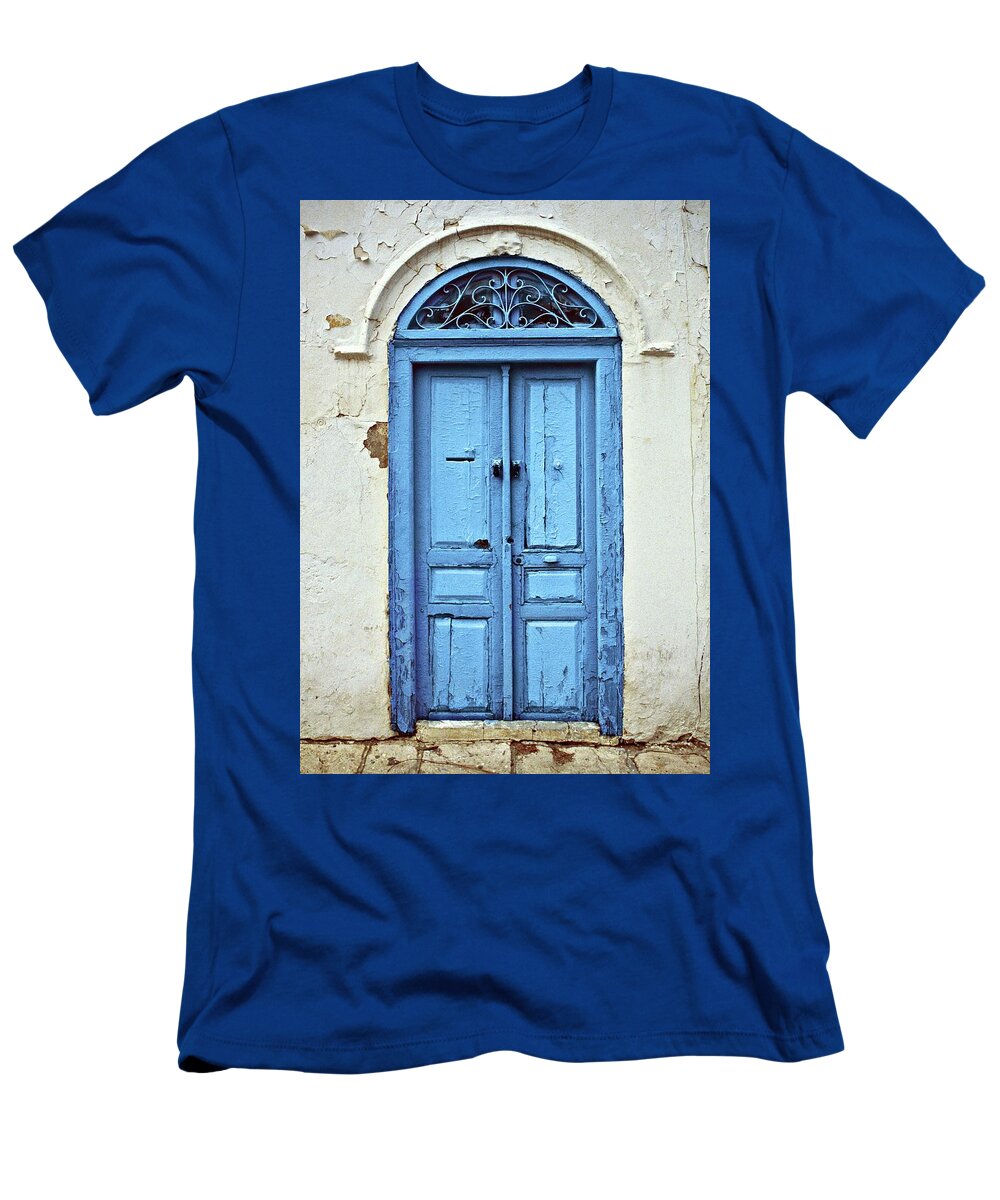 Porta Araba T-Shirt featuring the photograph Arabic door by Al Fio Bonina