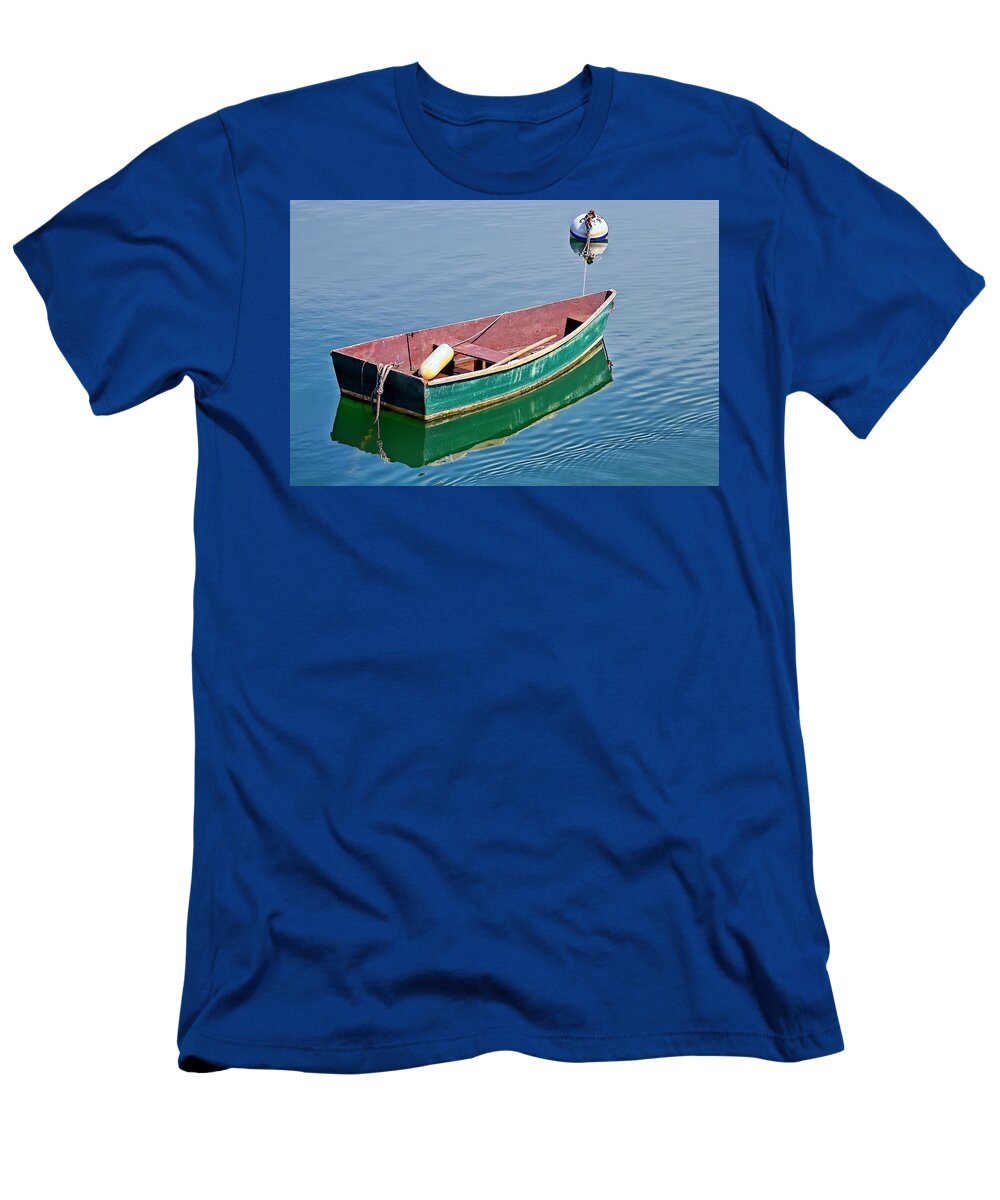 New England T-Shirt featuring the photograph Leisure Time by Marcia Colelli
