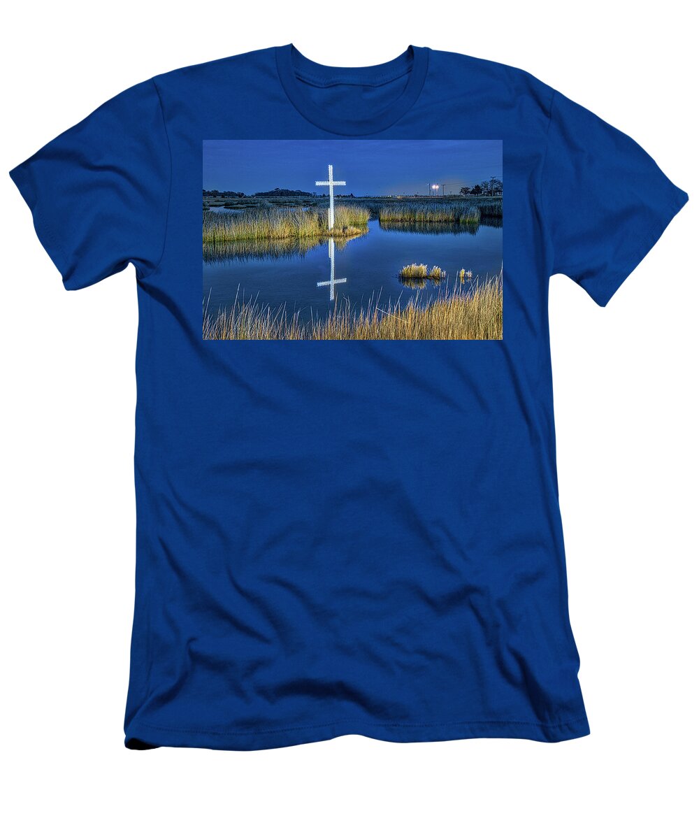 Poquoson T-Shirt featuring the photograph Poquoson Marsh Cross by Jerry Gammon