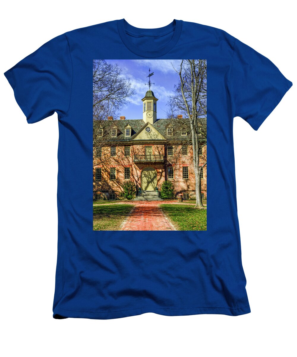 William And Mary T-Shirt featuring the photograph Wren Building Main Entrance by Jerry Gammon