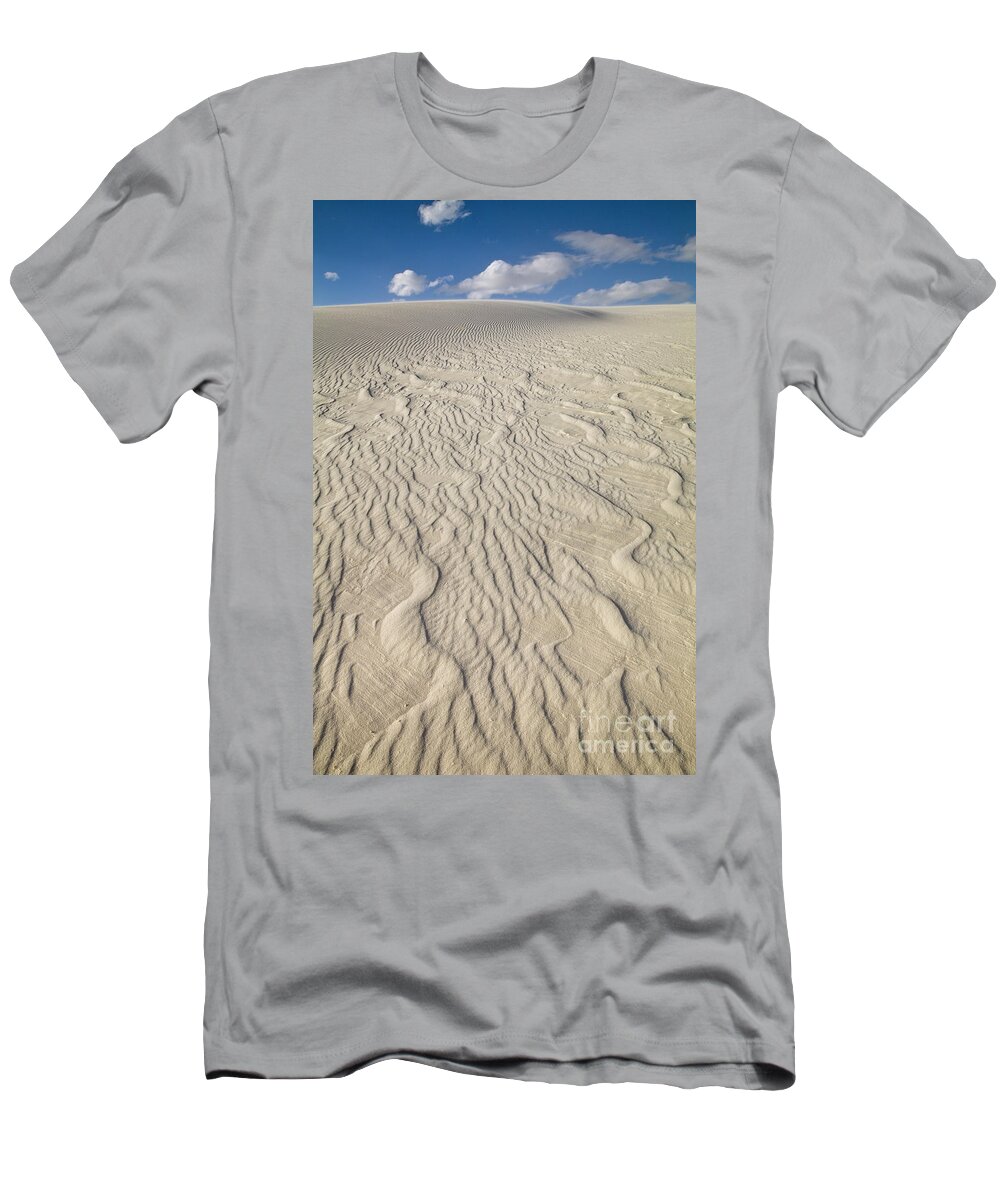 00559174 T-Shirt featuring the photograph Ripple Dunes at White Sands by Yva Momatiuk John Eastcott