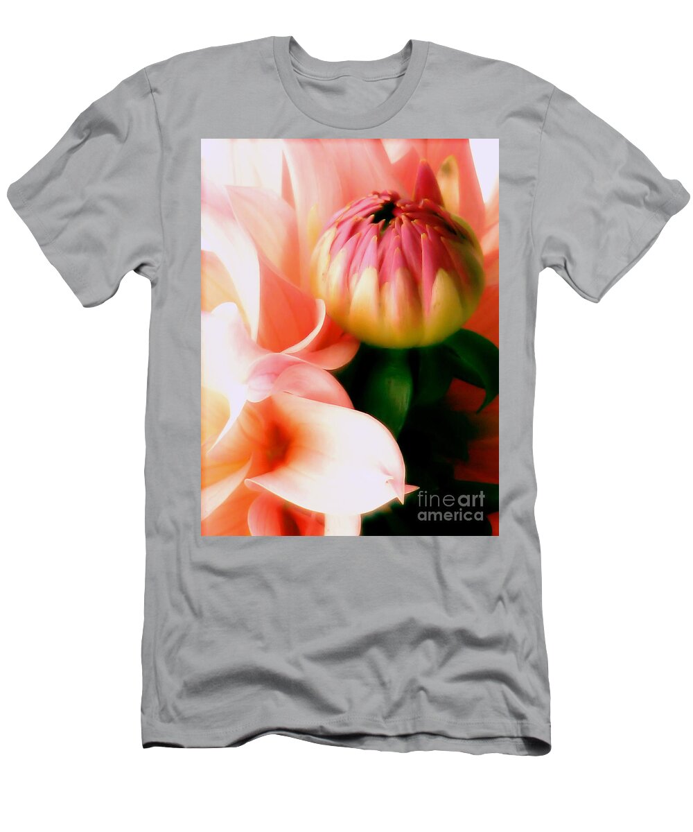 Dahlia T-Shirt featuring the photograph Anticipation by Rory Siegel