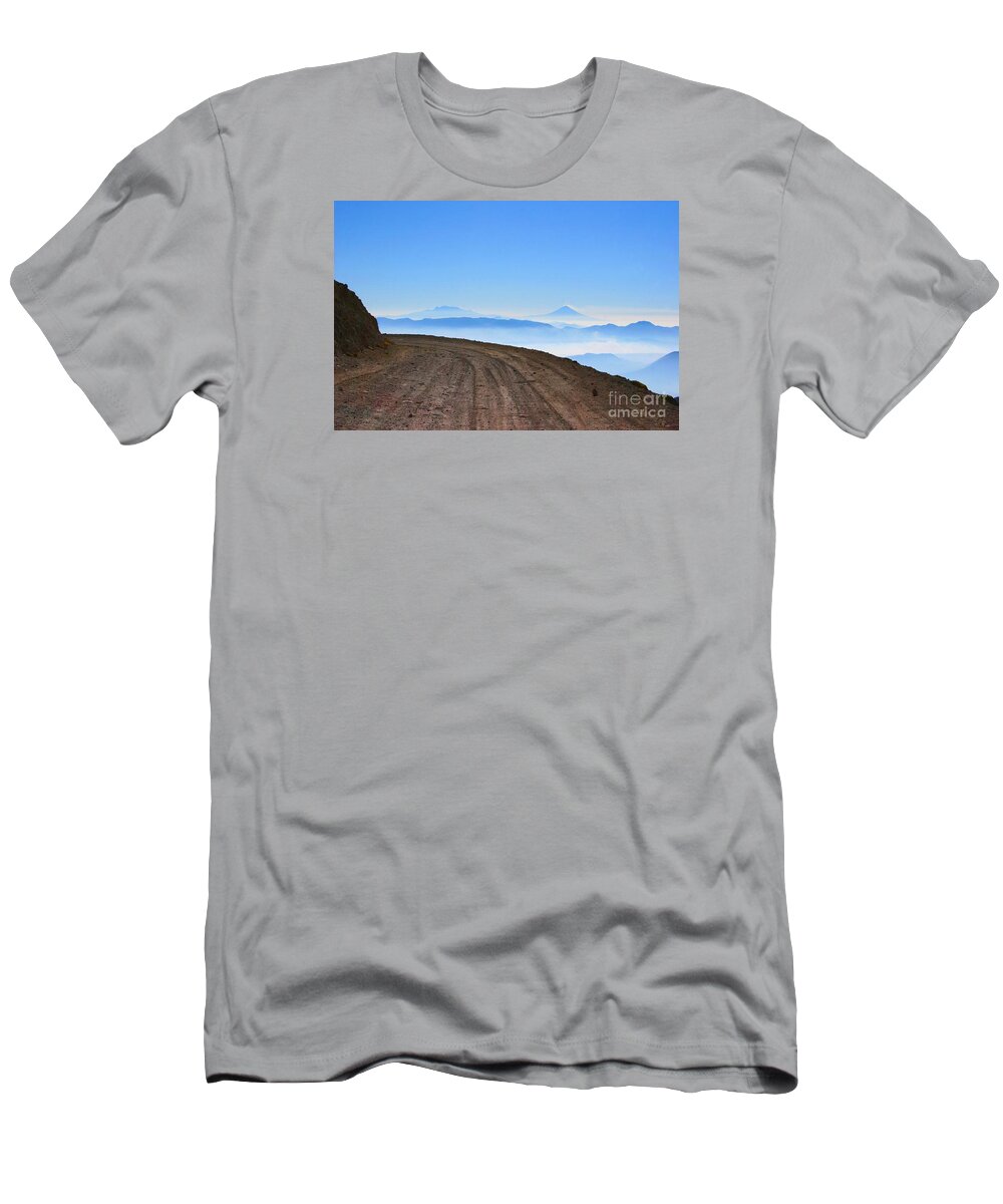 Toluca T-Shirt featuring the photograph Camino en Volcan Nevado de Toluca by Francisco Pulido