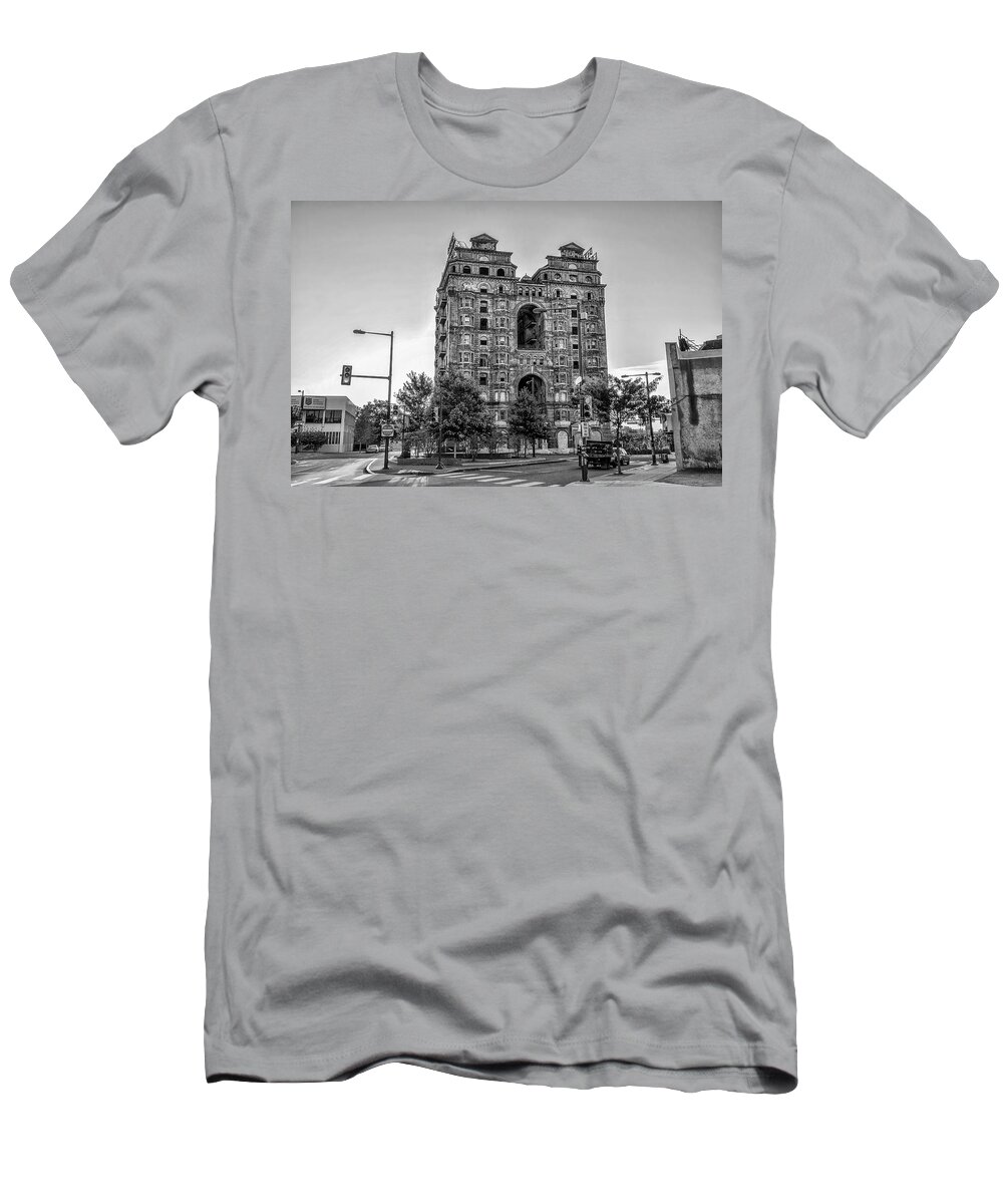 Divine T-Shirt featuring the photograph Divine Lorraine in Pain - Black and White by Bill Cannon