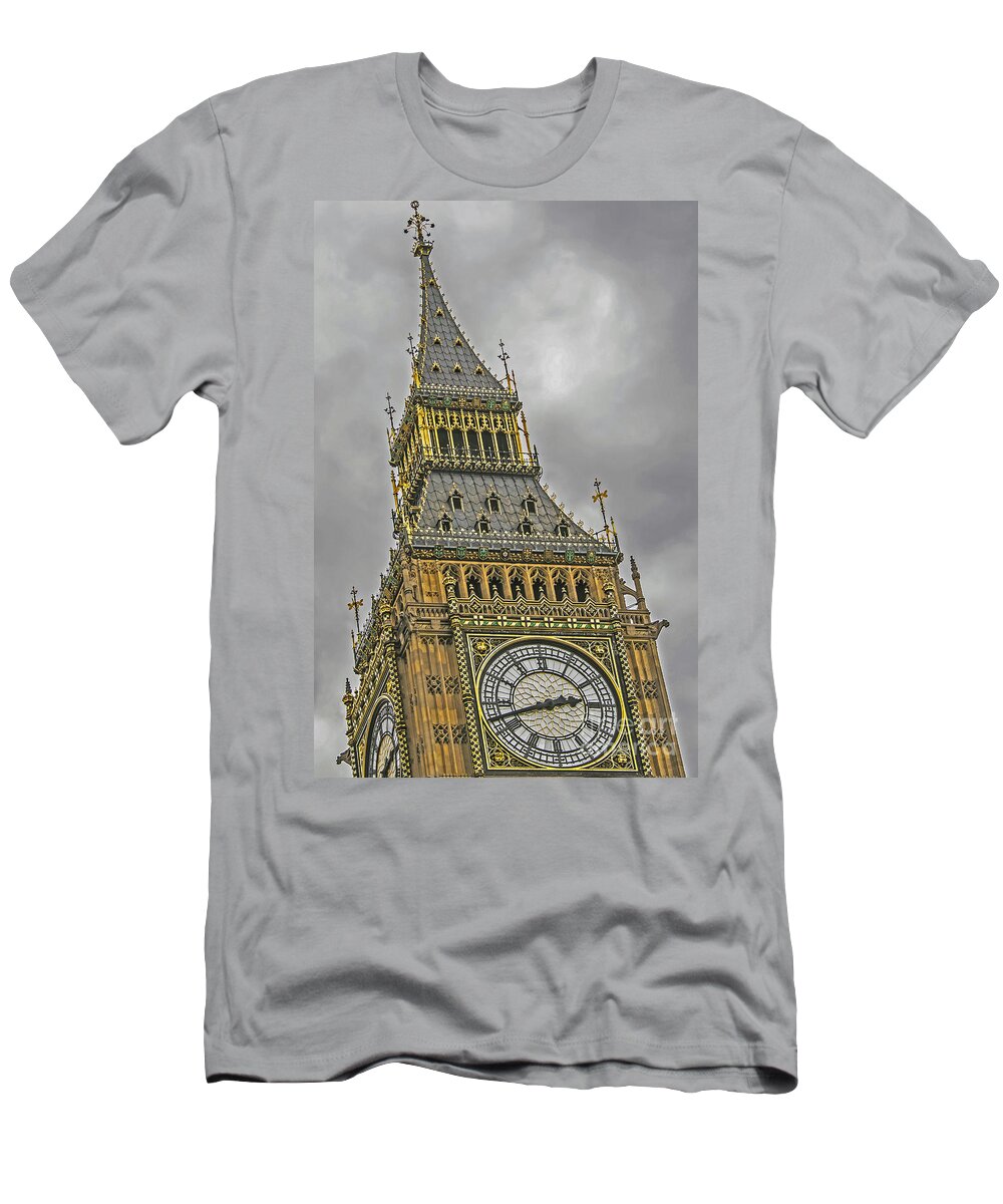 Travel T-Shirt featuring the photograph Elizabeth Tower by Elvis Vaughn