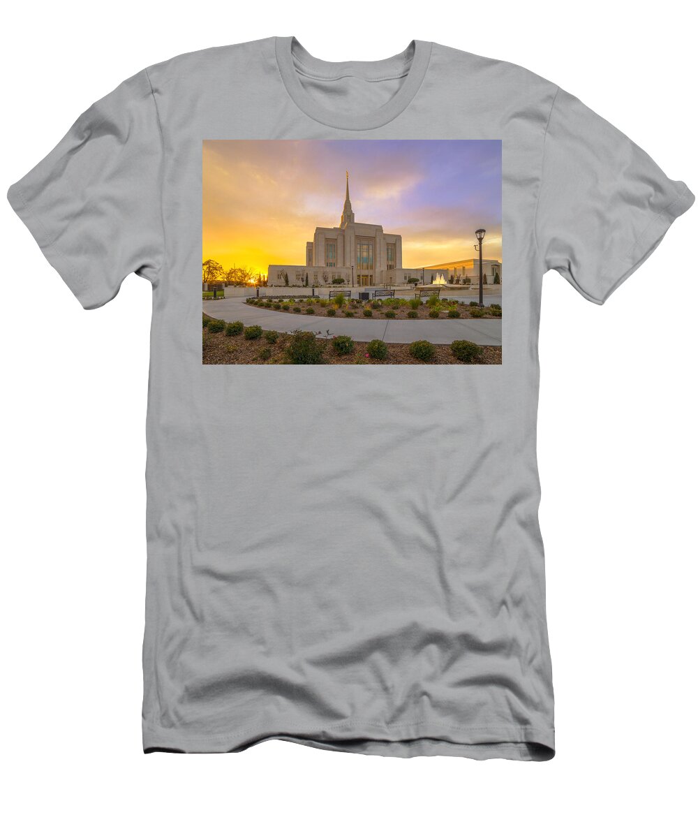 Ogden T-Shirt featuring the photograph Exaltation by Dustin LeFevre