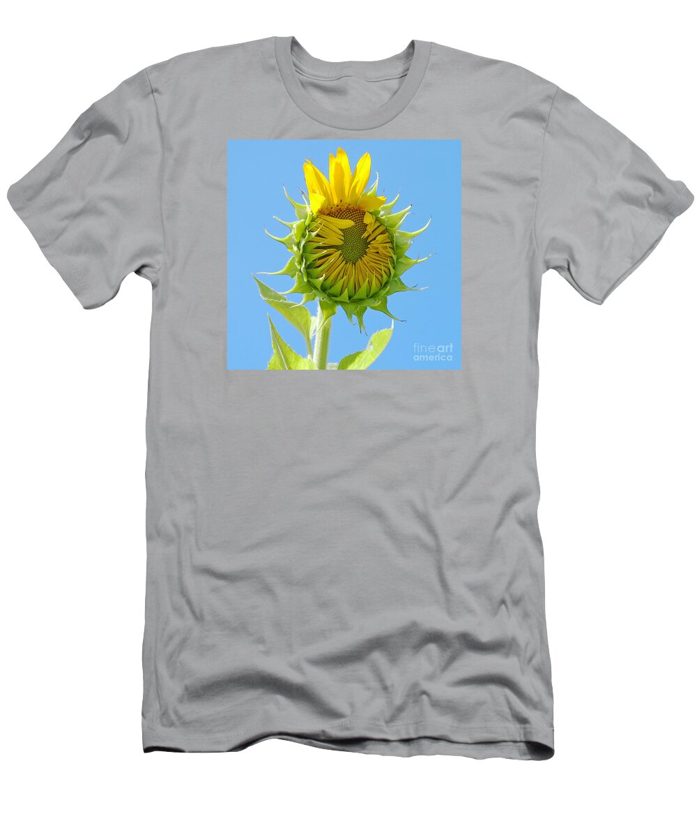 Sunflower T-Shirt featuring the photograph Good Morning World by Ann Horn