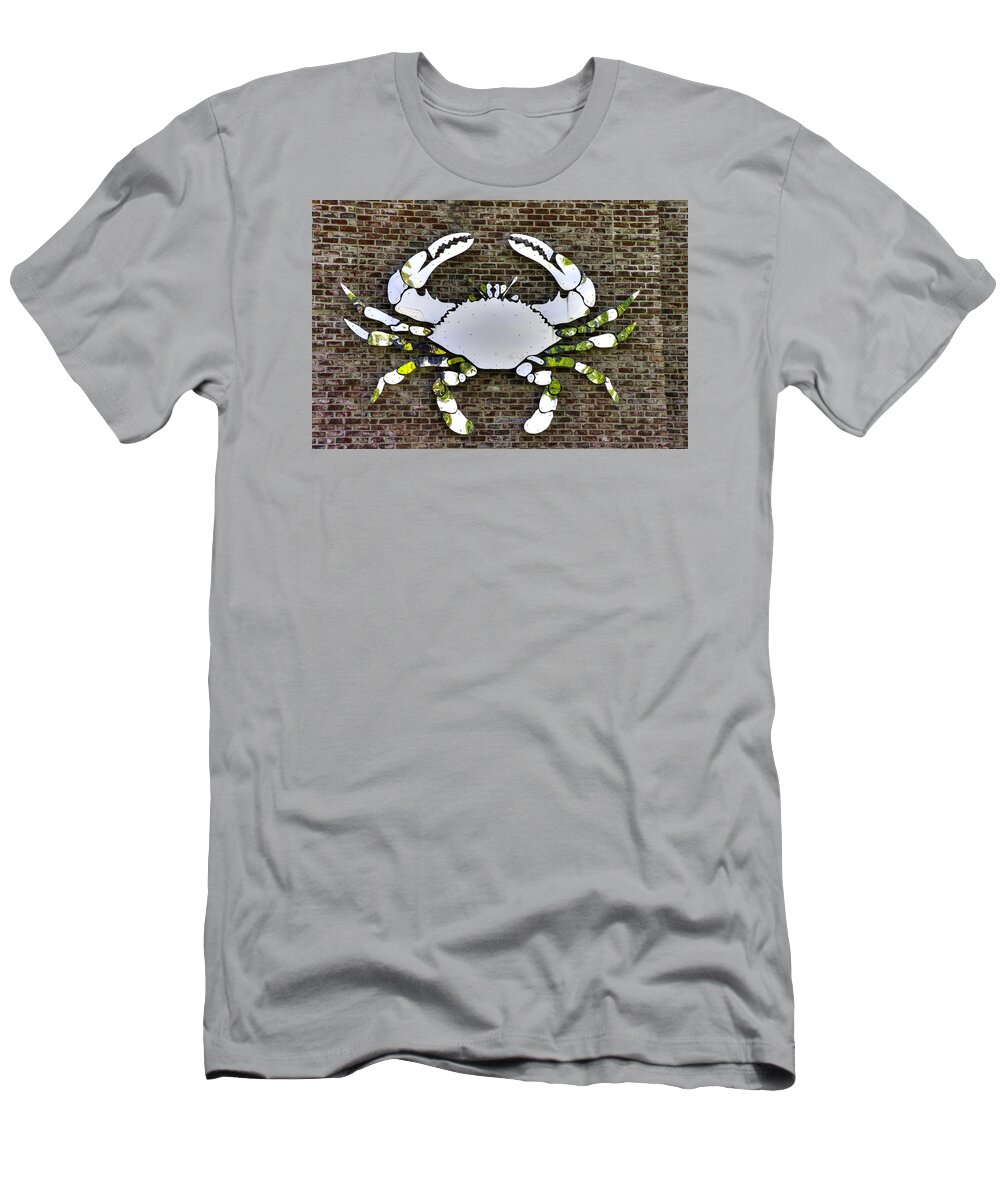 Maryland T-Shirt featuring the photograph Maryland Country Roads - Camo Crabby 1A by Michael Mazaika