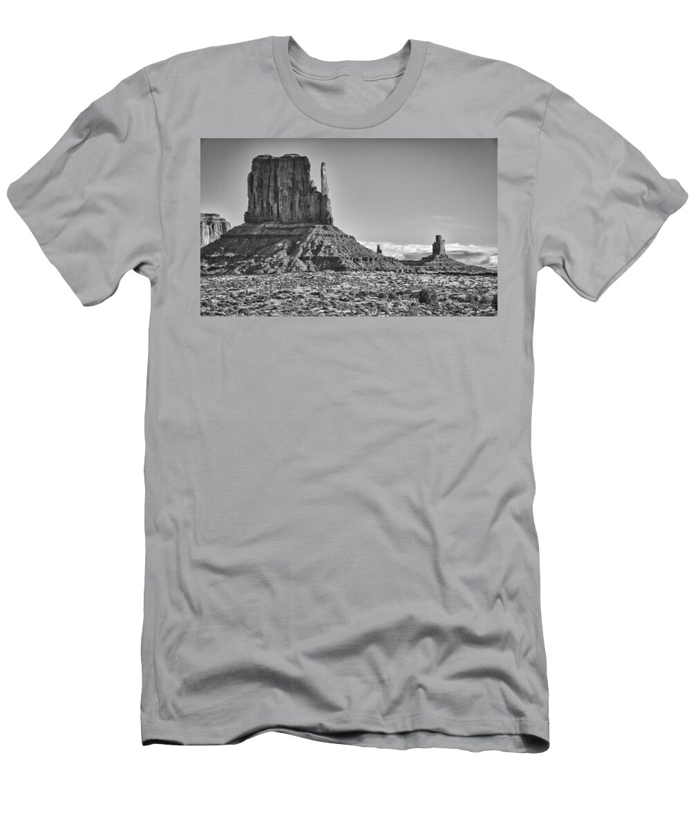  Monument Valley Photographs T-Shirt featuring the photograph Monument Valley 3 BW by Ron White