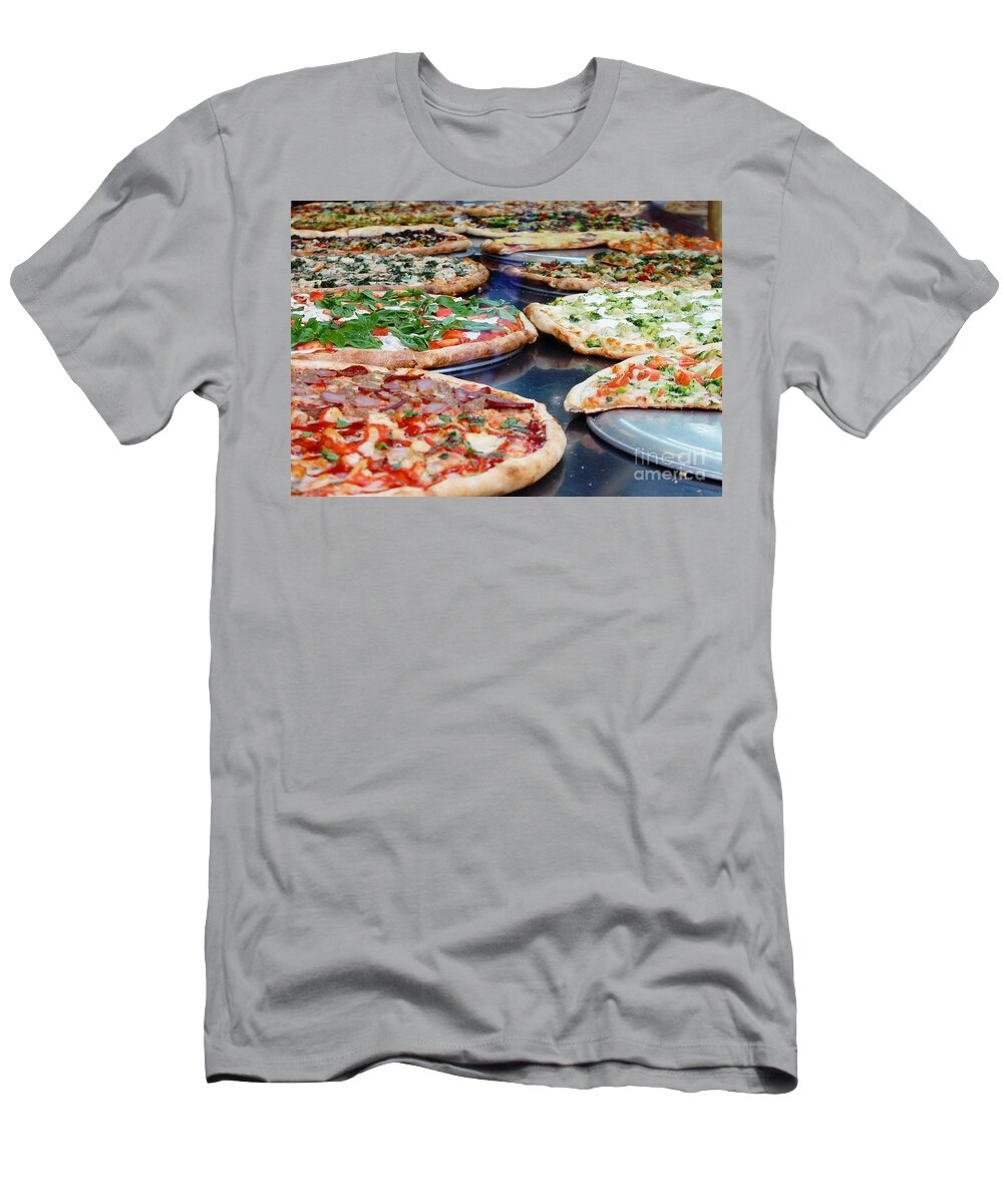 Pizza T-Shirt featuring the photograph New York Pizza by Lilliana Mendez
