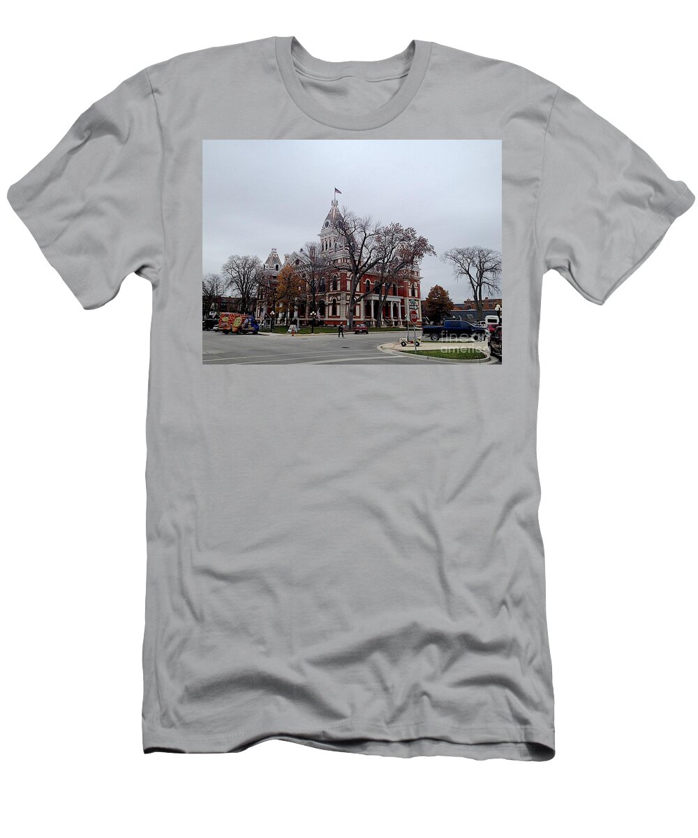 County Court House T-Shirt featuring the photograph Pontiac by Joseph Yarbrough
