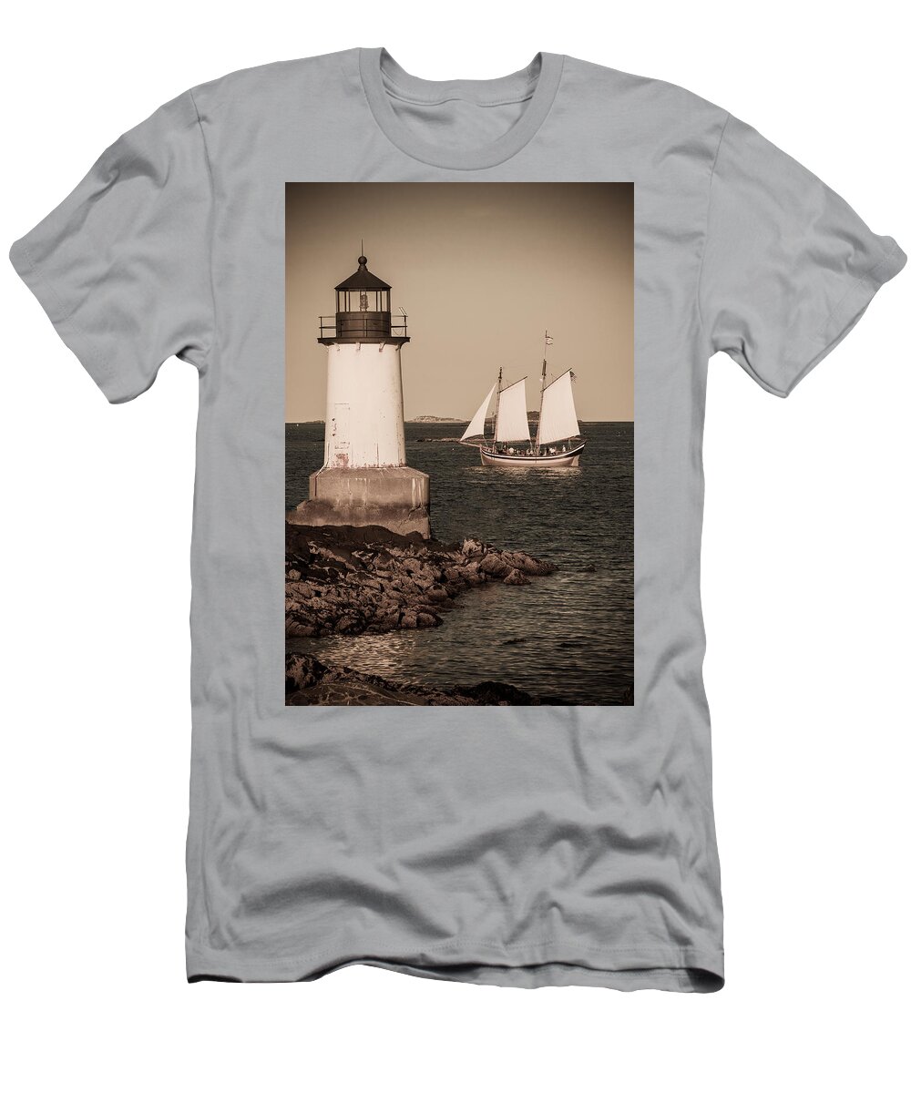 Salem T-Shirt featuring the photograph Schooner sailing into harbor by Jeff Folger
